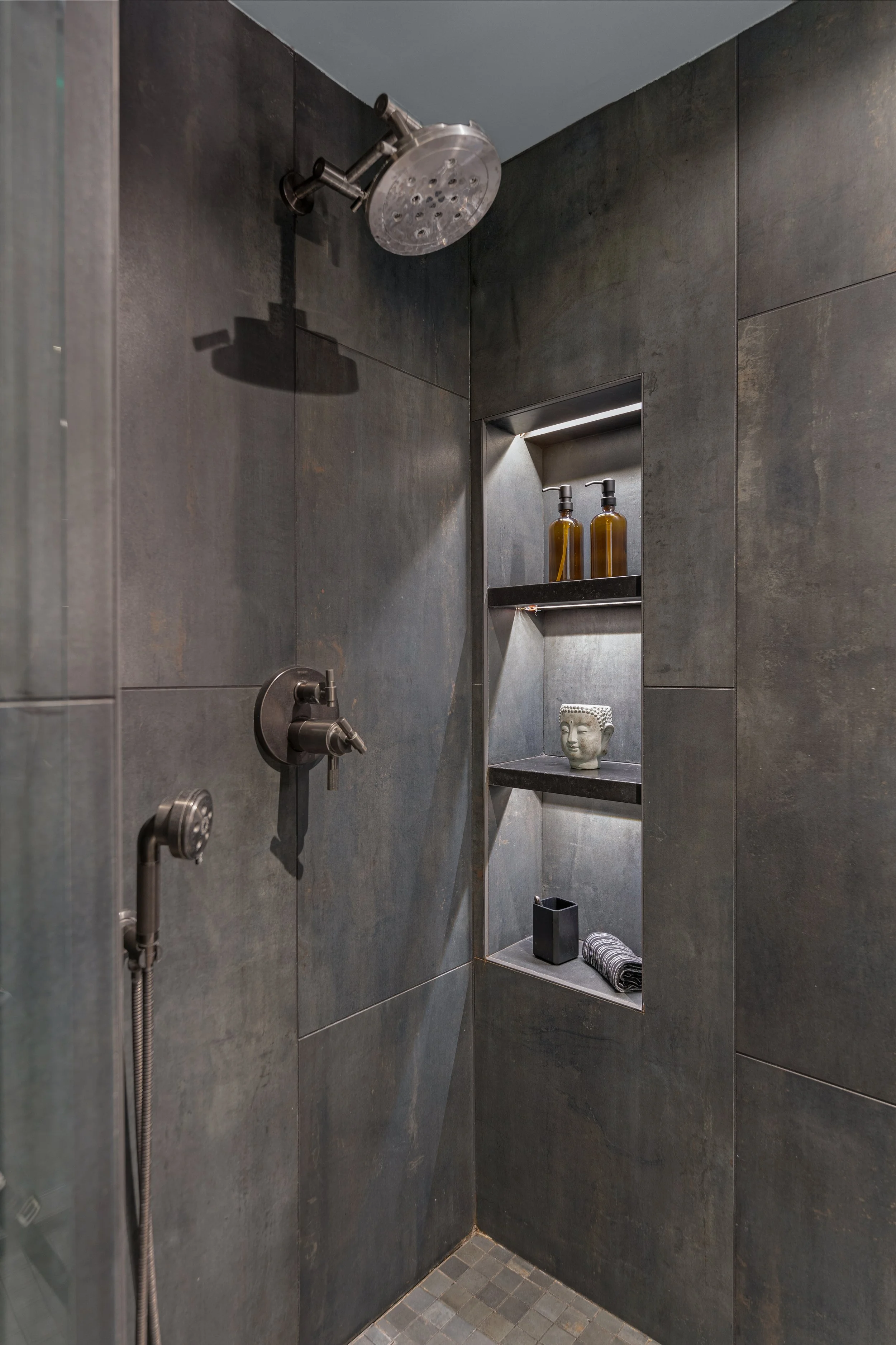 Electra 4303 interior detail in San Diego, California by Madelene Ross Design Studio