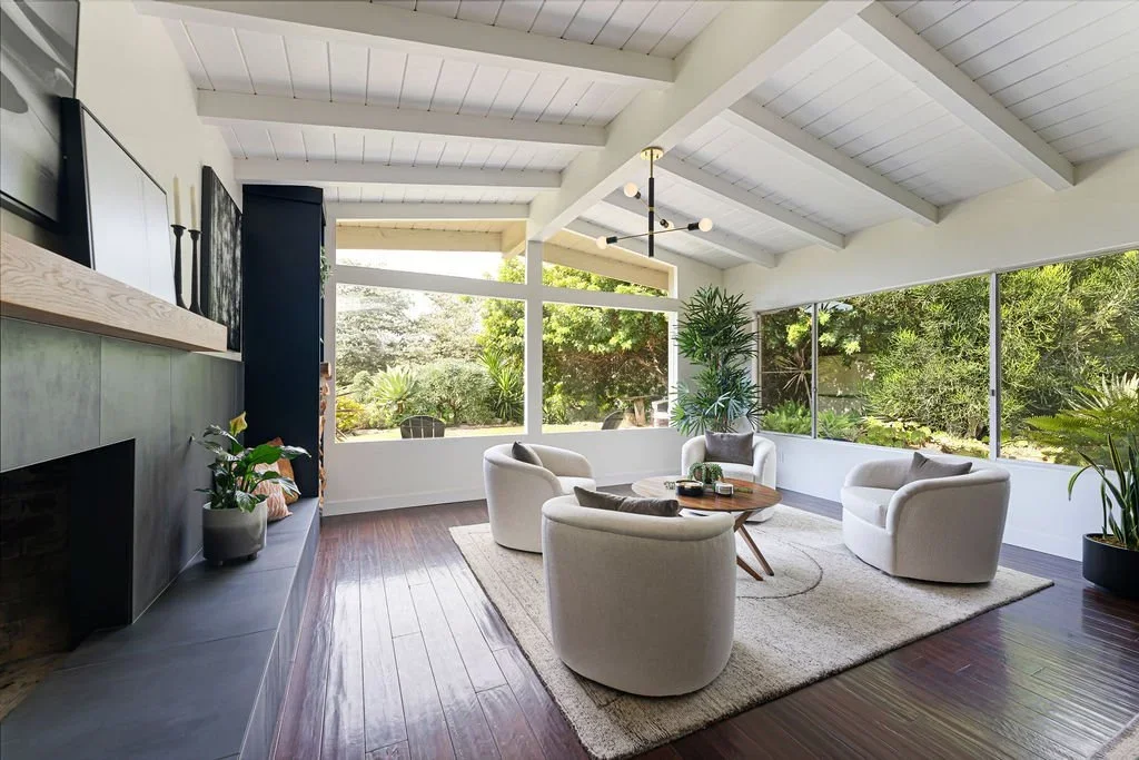 Meadowcreek interior detail in San Diego, California by Madelene Ross Design Studio