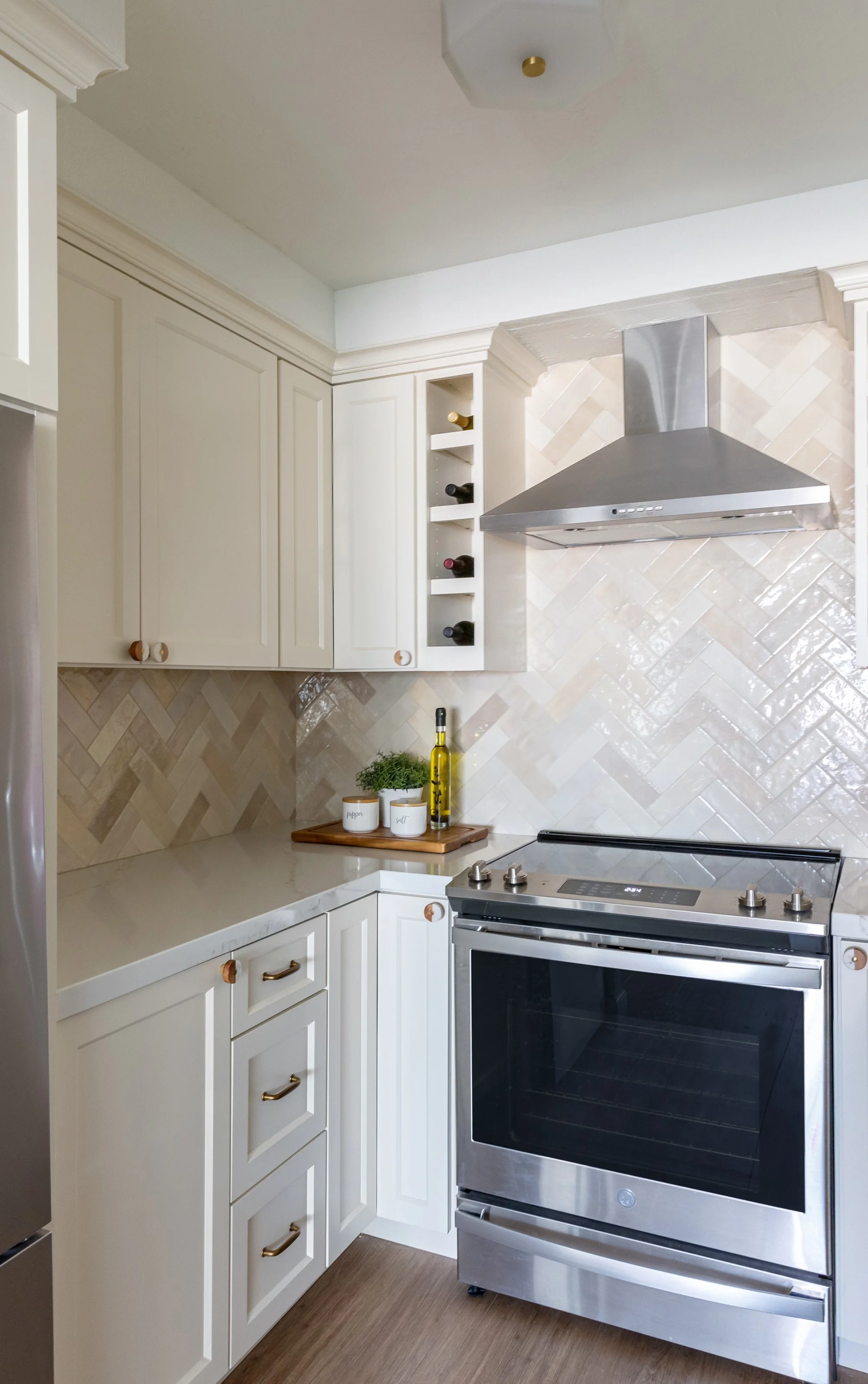 Mentone 305 kitchen detail in Coronado, California by Madelene Ross Design Studio