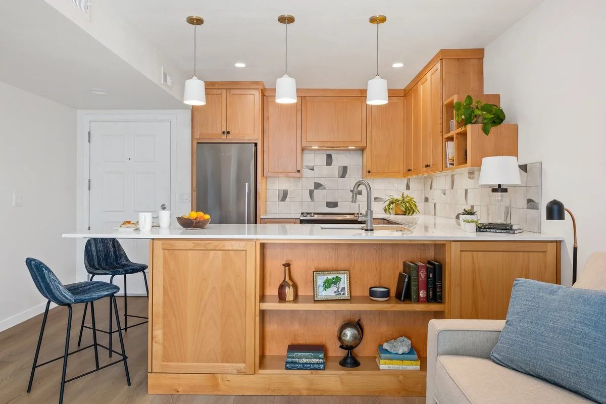 Mentone 209 bedroom suite in Coronado, California by Madelene Ross Design Studio