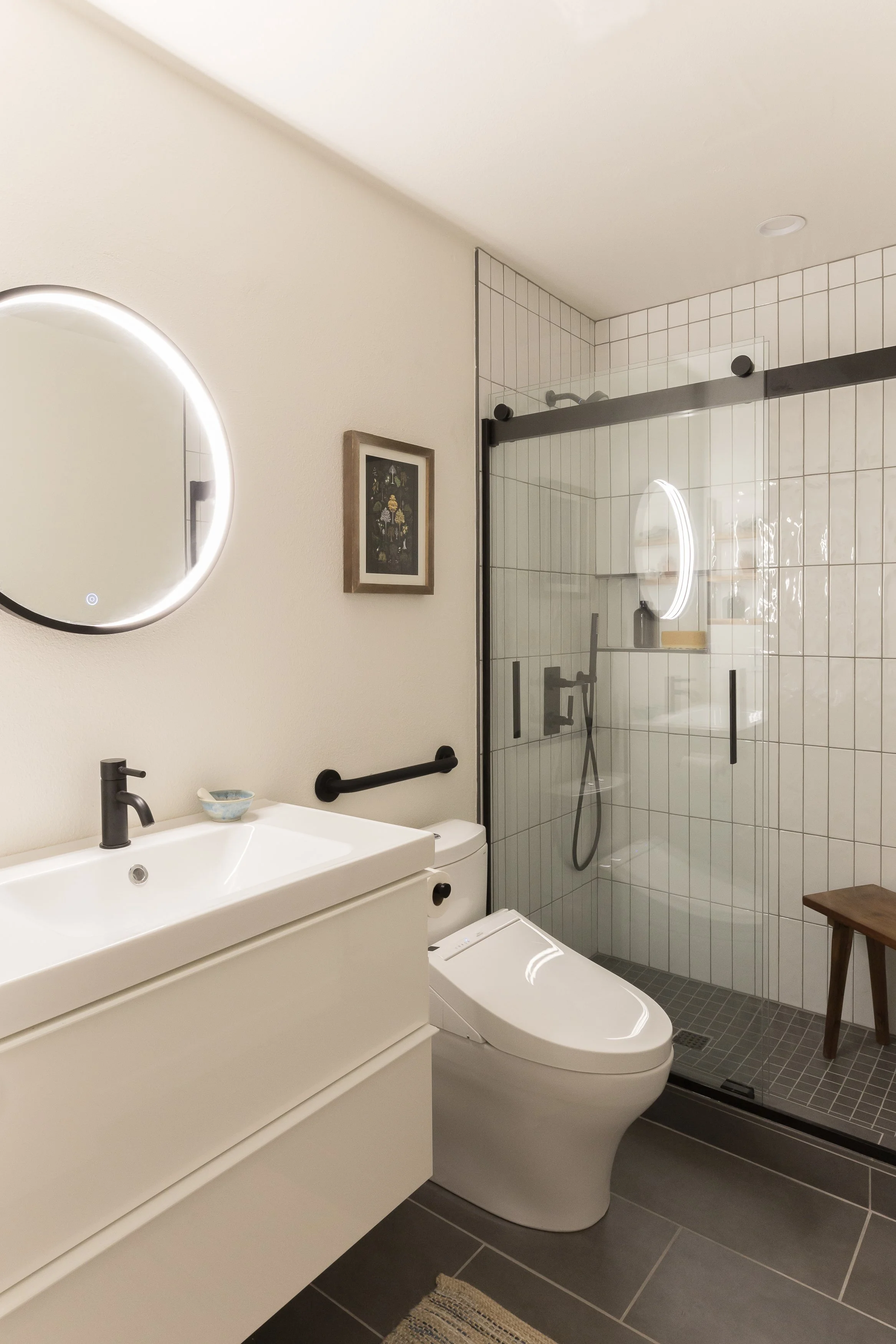 Mentone 209 bedroom suite detail in Coronado, California by Madelene Ross Design Studio