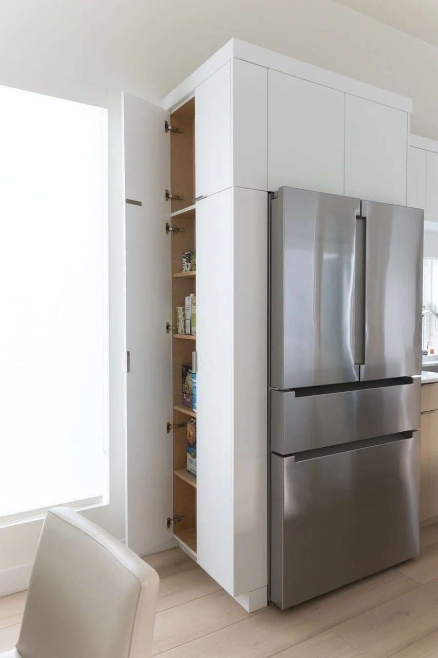 Quebrada kitchen in San Diego, California by Madelene Ross Design Studio