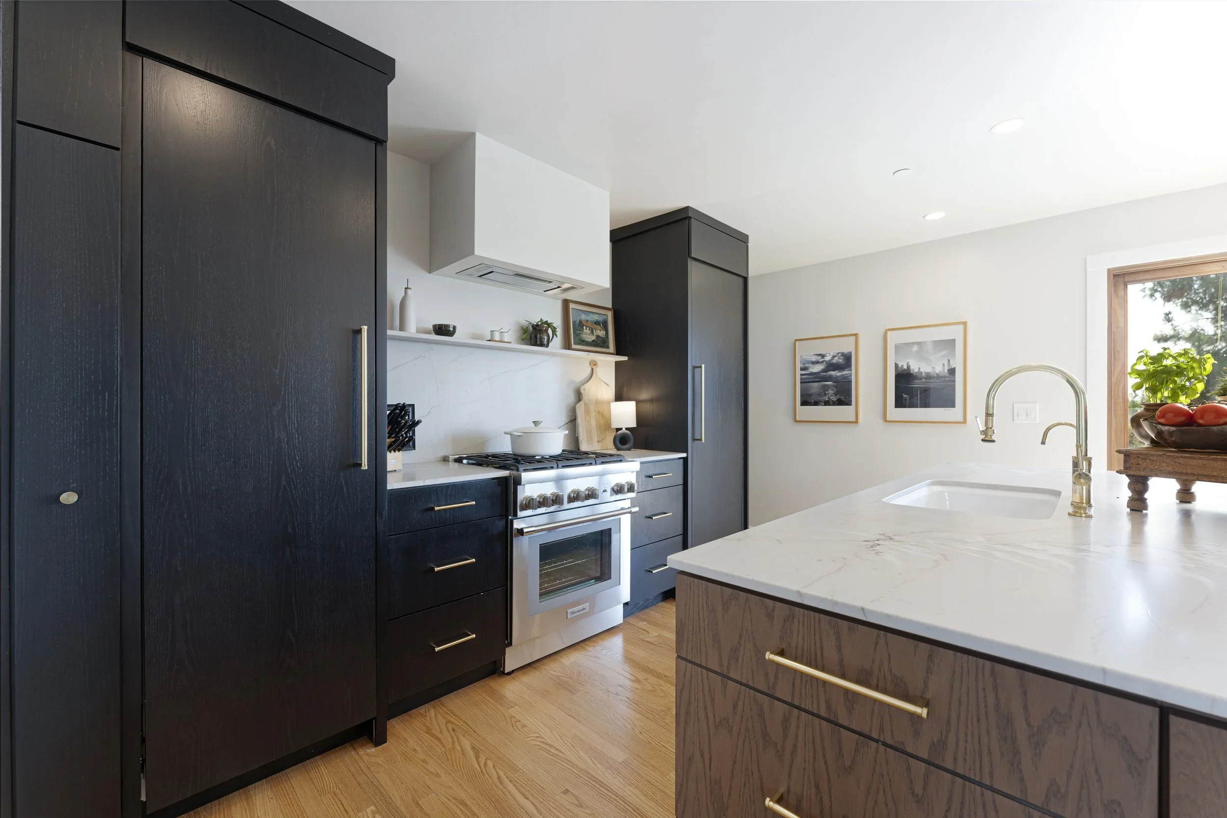 Resmar Road kitchen detail in San Diego, California by Madelene Ross Design Studio