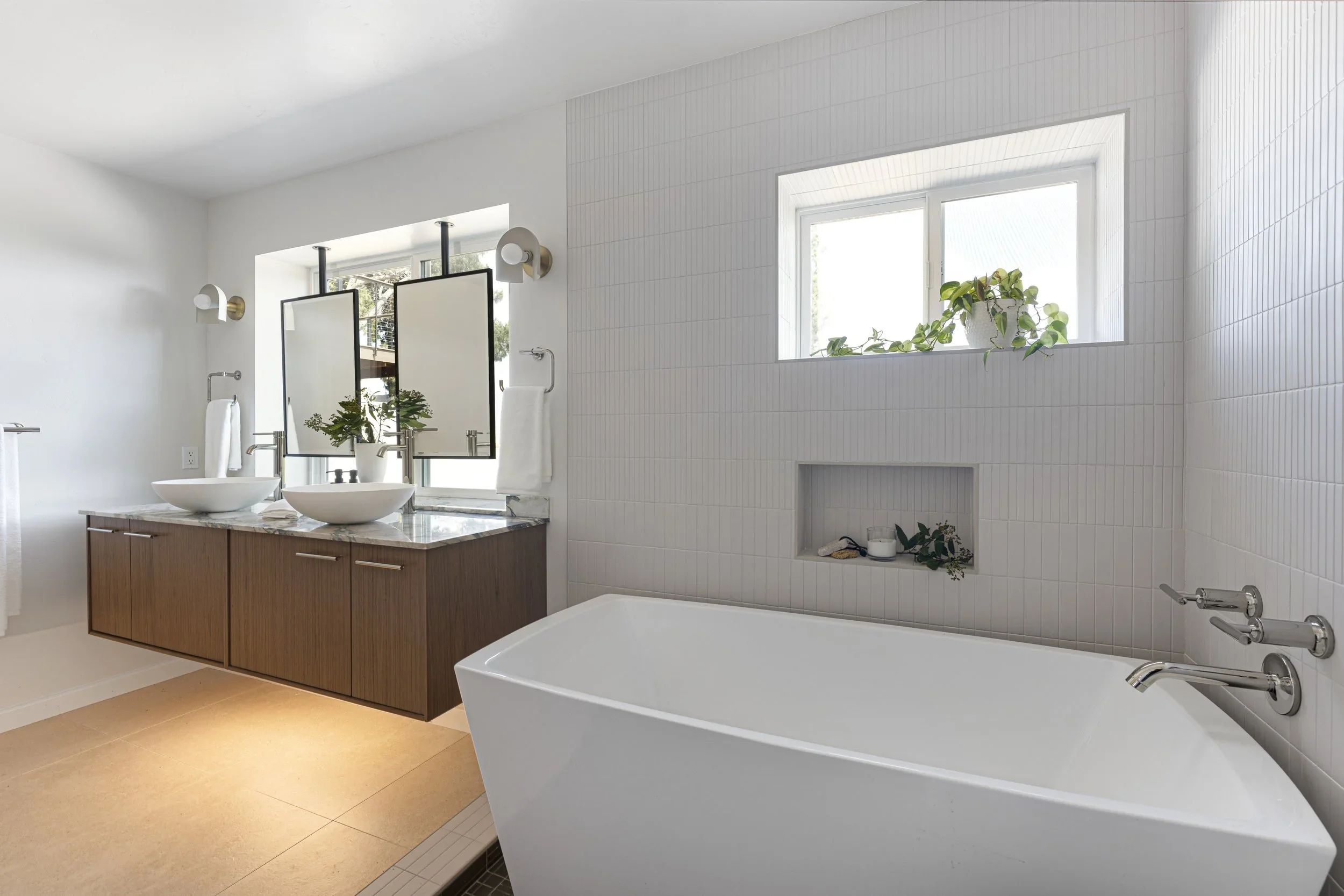 Resmar Road kitchen detail in San Diego, California by Madelene Ross Design Studio
