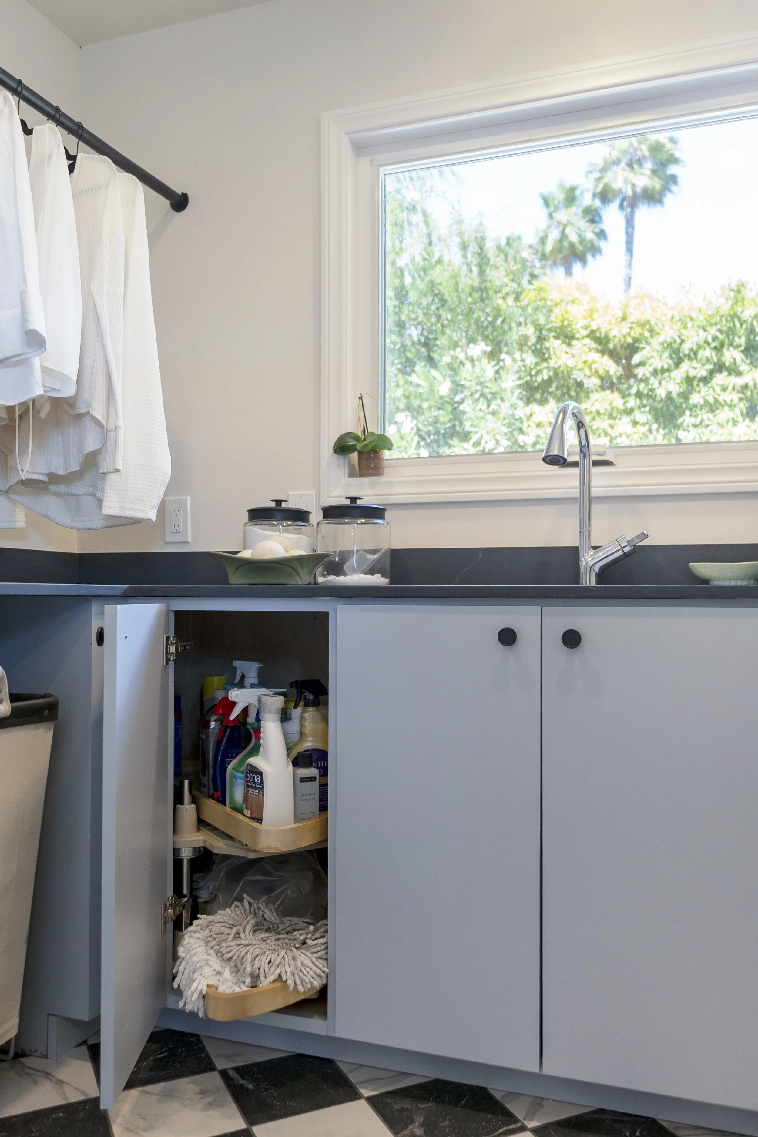 Resmar Road kitchen view in San Diego, California by Madelene Ross Design Studio