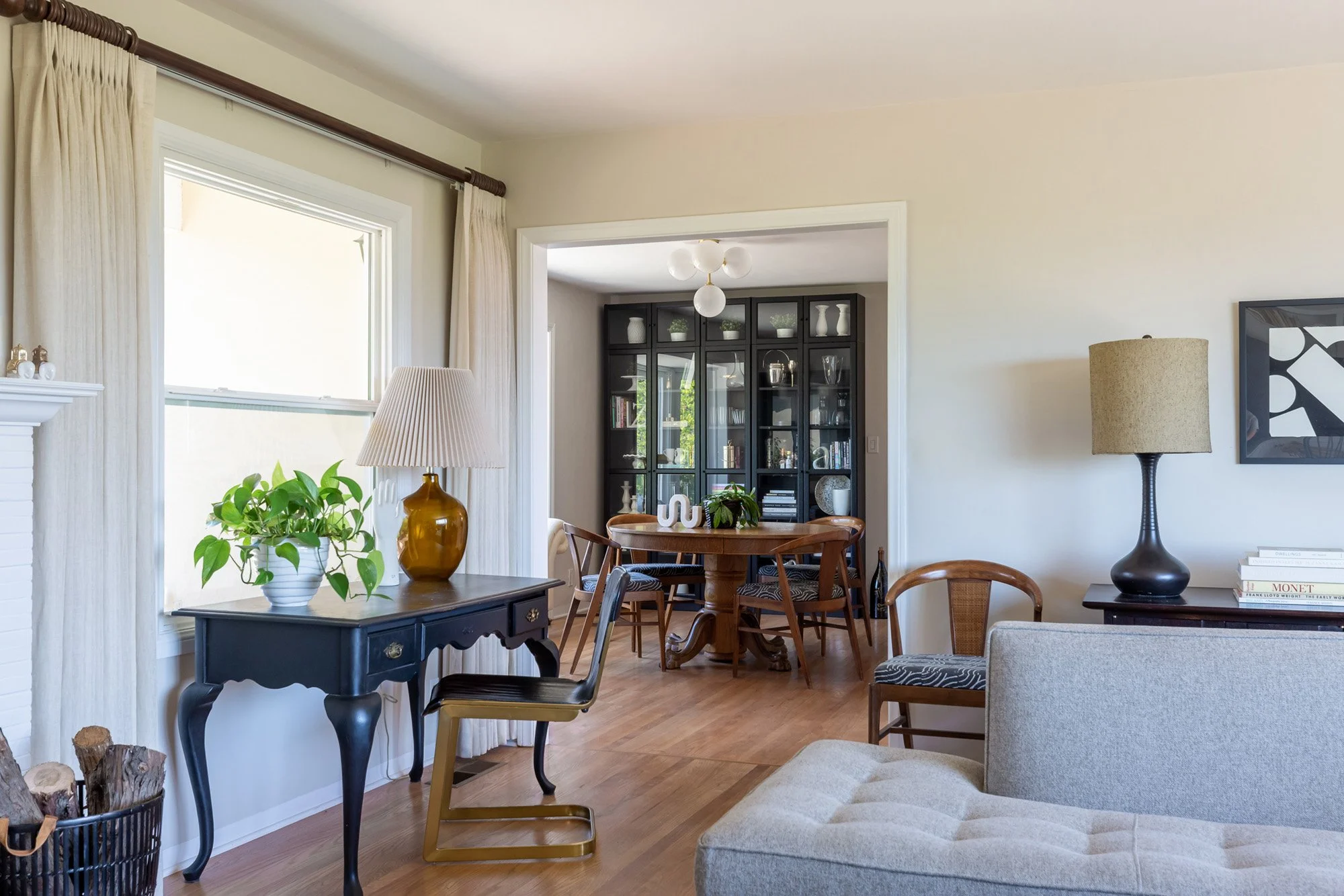Resmar interior in San Diego, California by Madelene Ross Design Studio