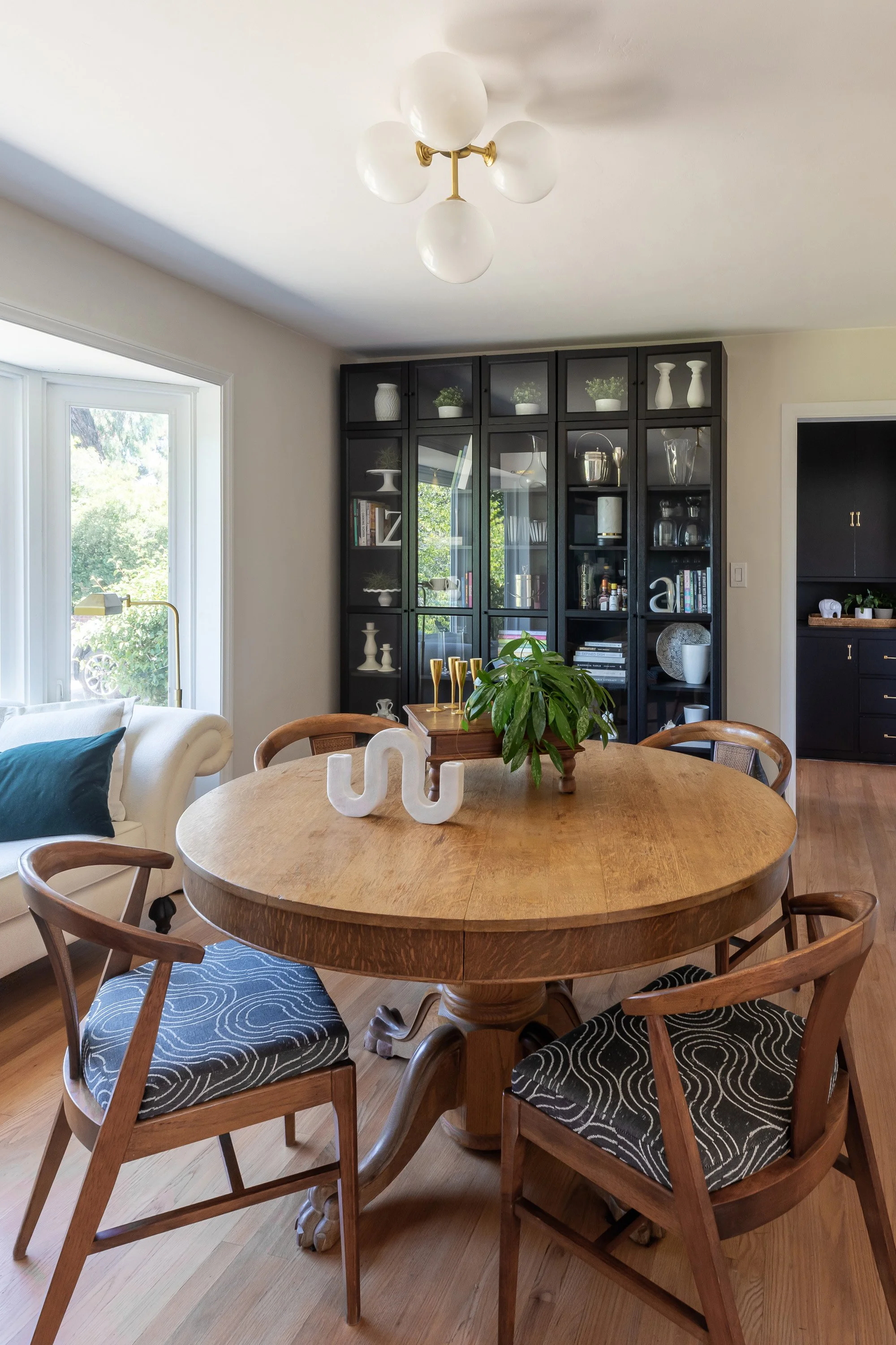 Resmar interior vignette in San Diego, California by Madelene Ross Design Studio