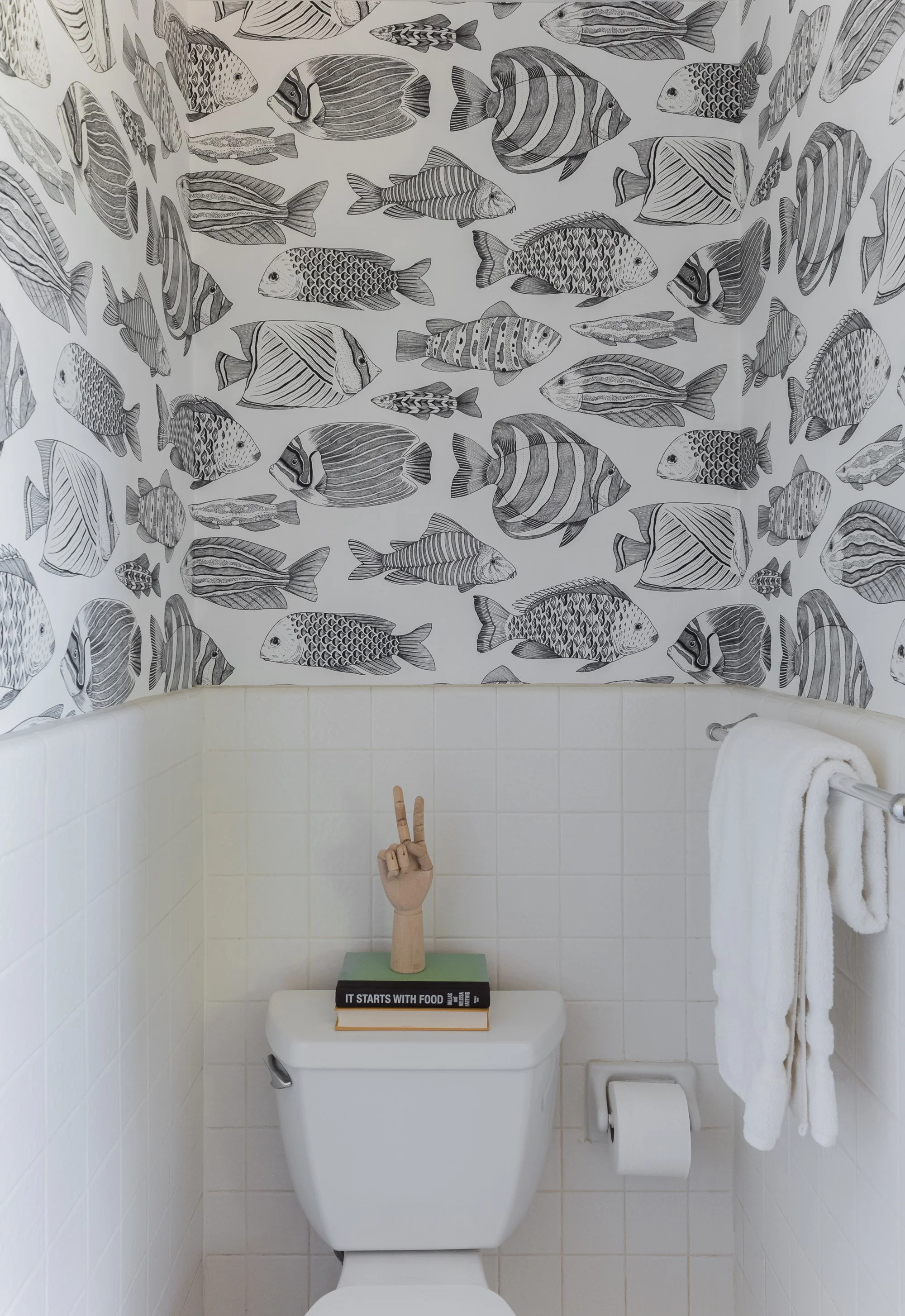 Resmar interior detail in San Diego, California by Madelene Ross Design Studio
