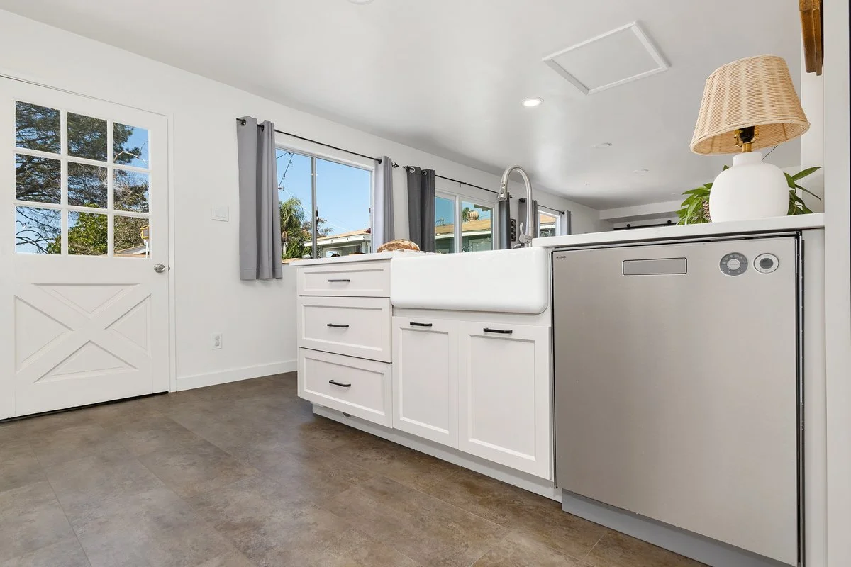 Waverly kitchen detail in La Jolla, California by Madelene Ross Design Studio